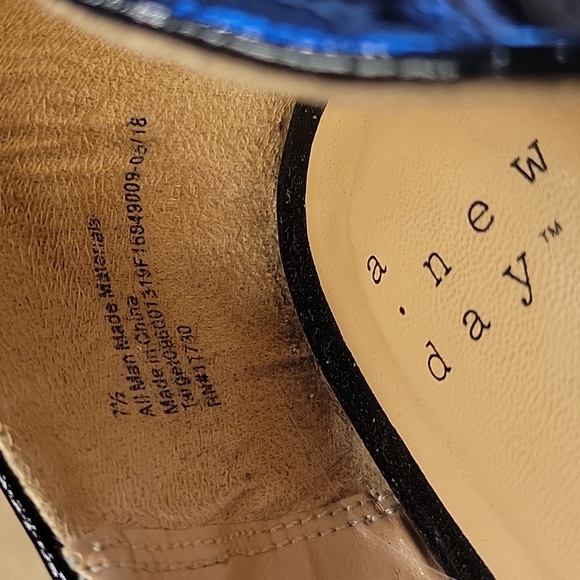 A New Day Black Patent Slip-on Pointed-toe Ballet Flats, Sz 7.5 - Picture 16 of 16